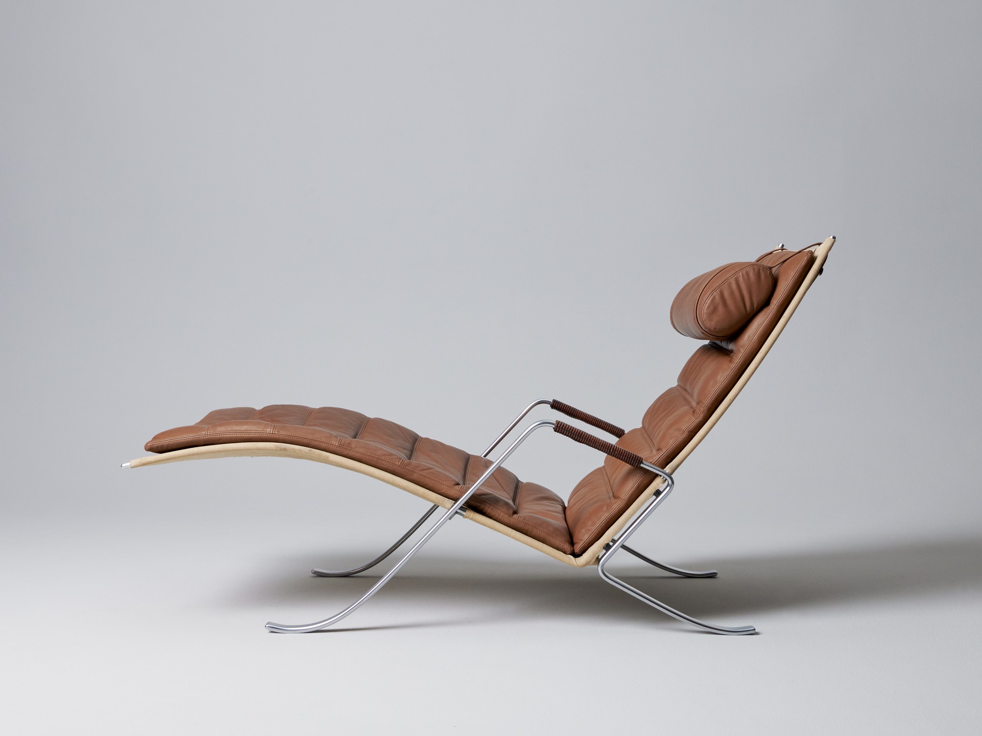 'Grasshopper' Chaise Longue