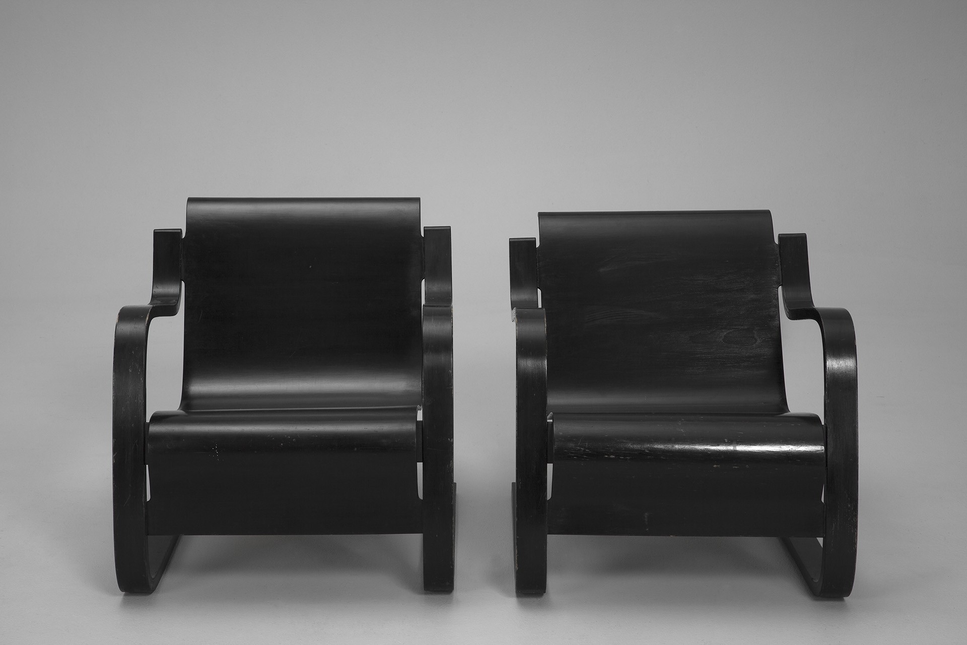 Pair of Easy Chairs Model No. 31 image 3