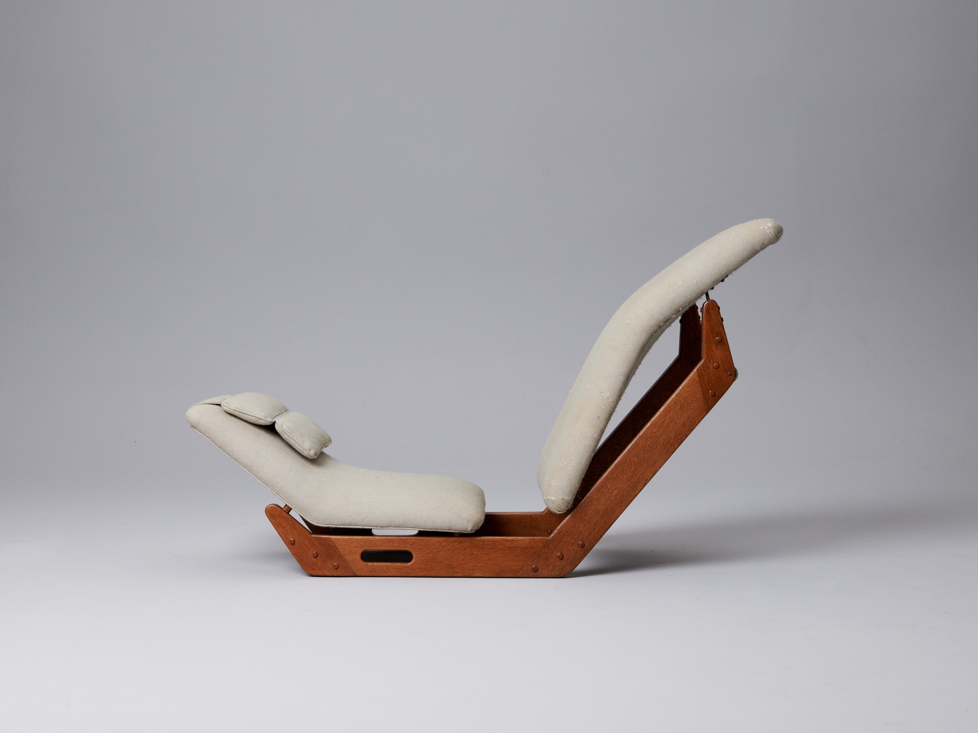 'Dolphin' Chaise Longue image 2