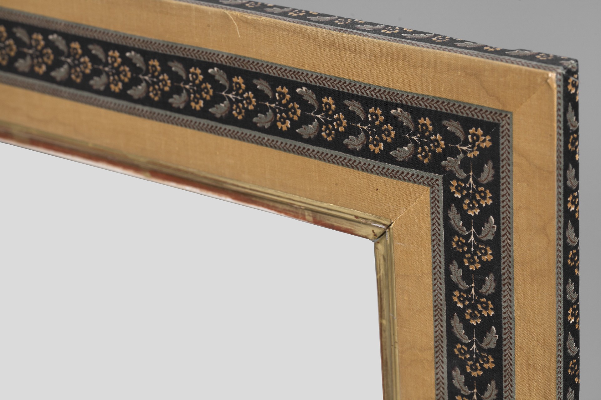 Svenskt Tenn Mirror image 3