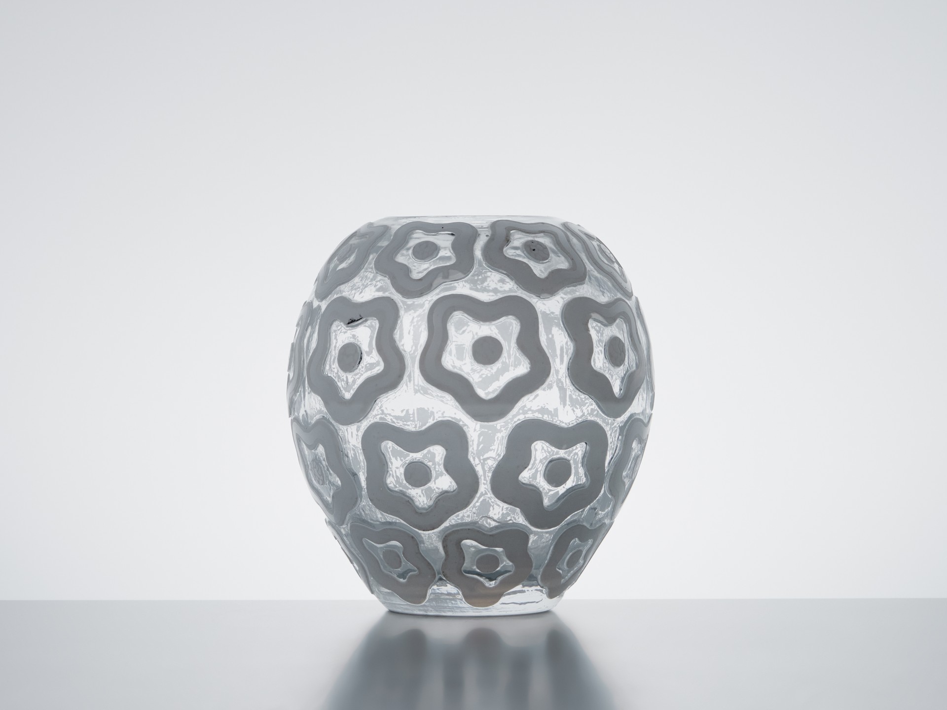 Vase image 3