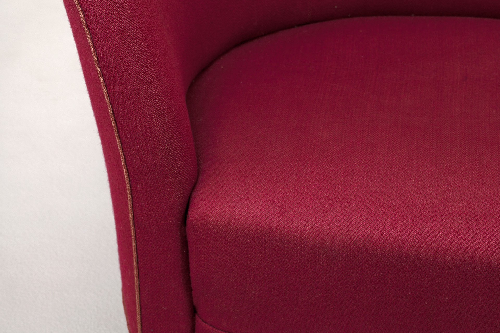 Sofa image 4