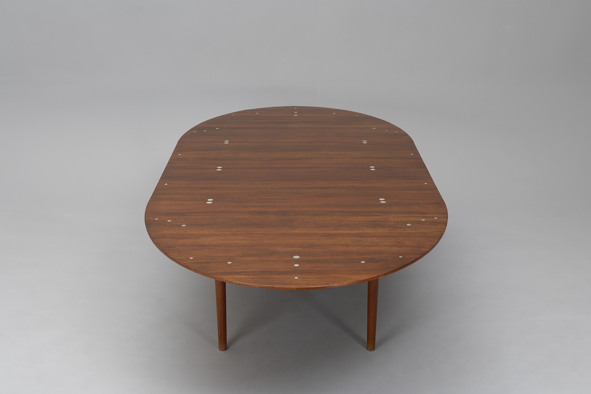 "Judas" Dining table image 4