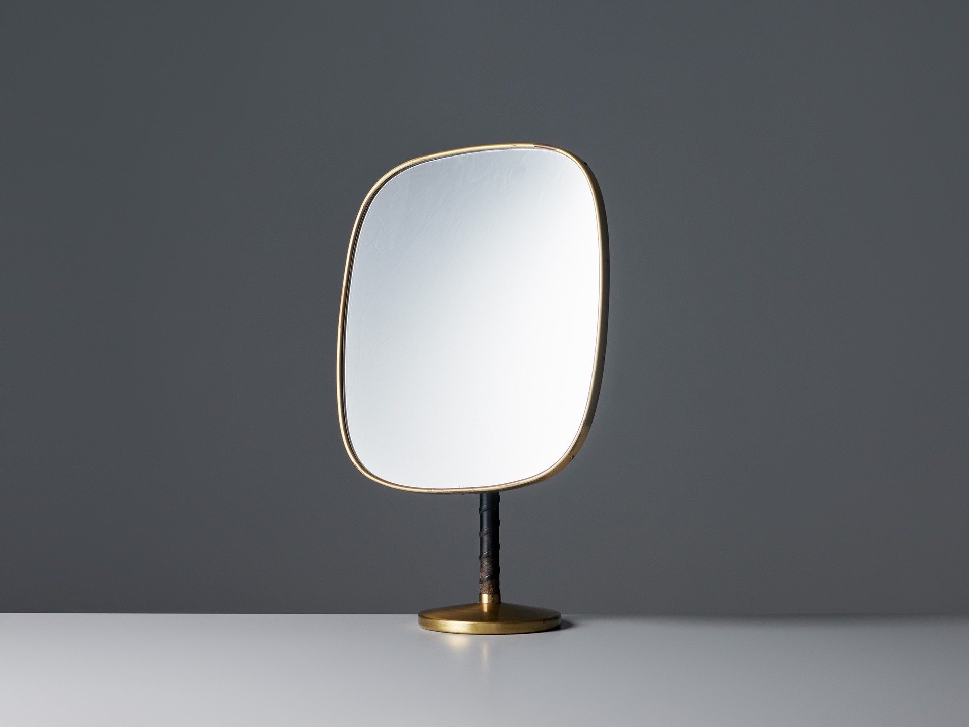 Adjustable Table Mirror