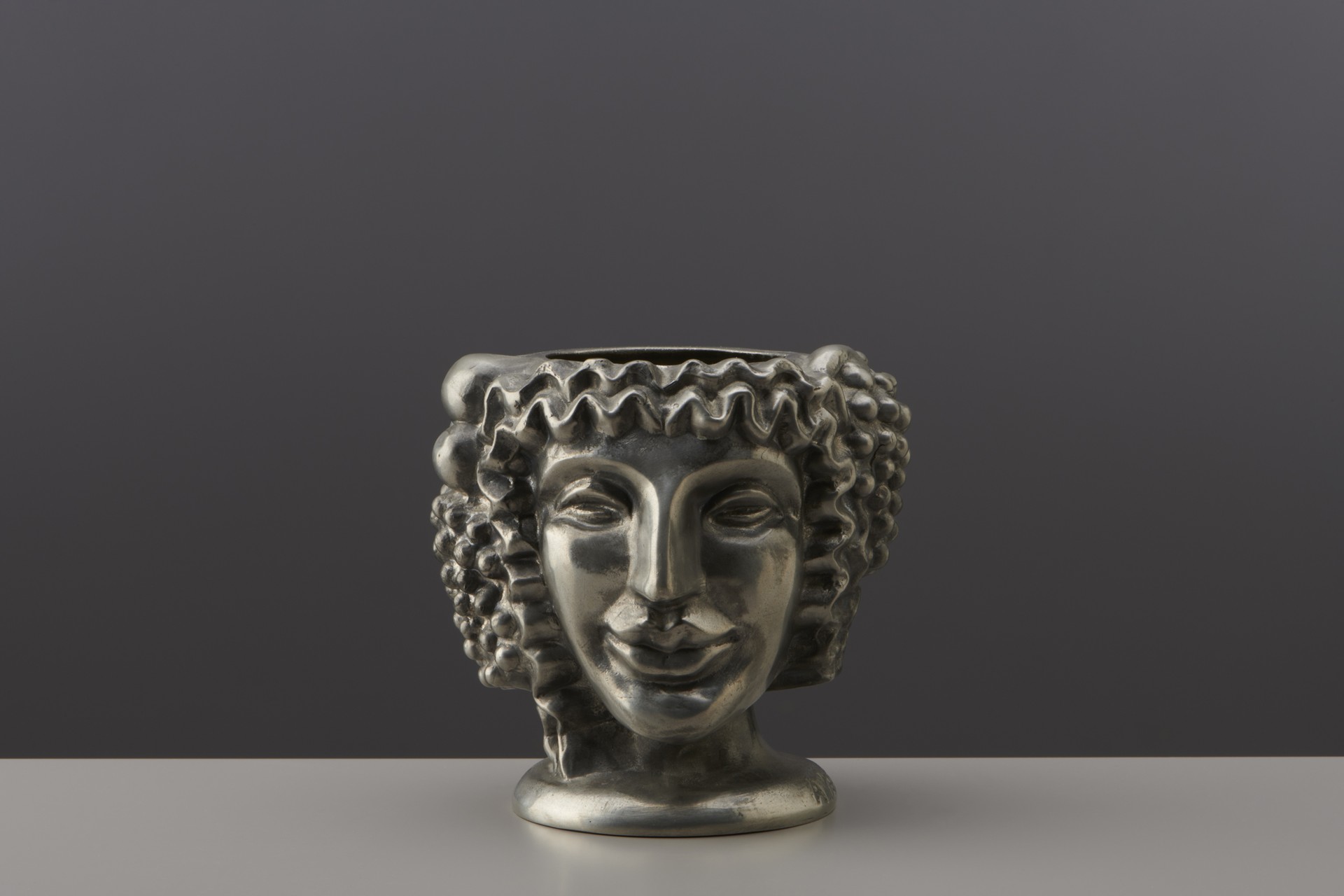 'Janus Head' Vase image 3