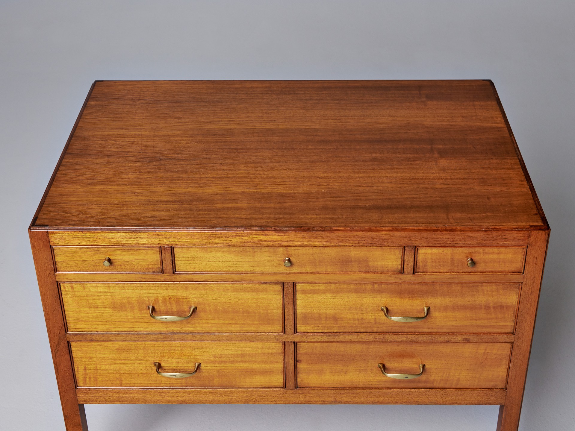 Chest of Drawers image 5