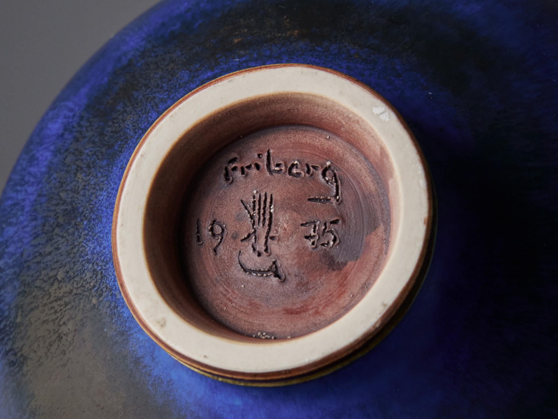 Vase image 7