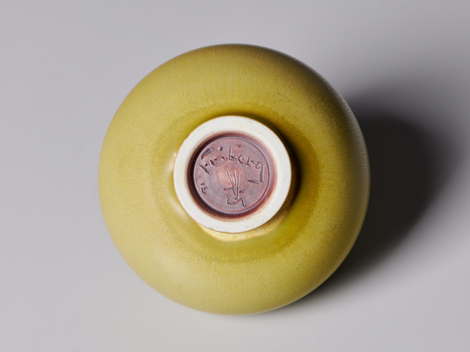 Vase image 4