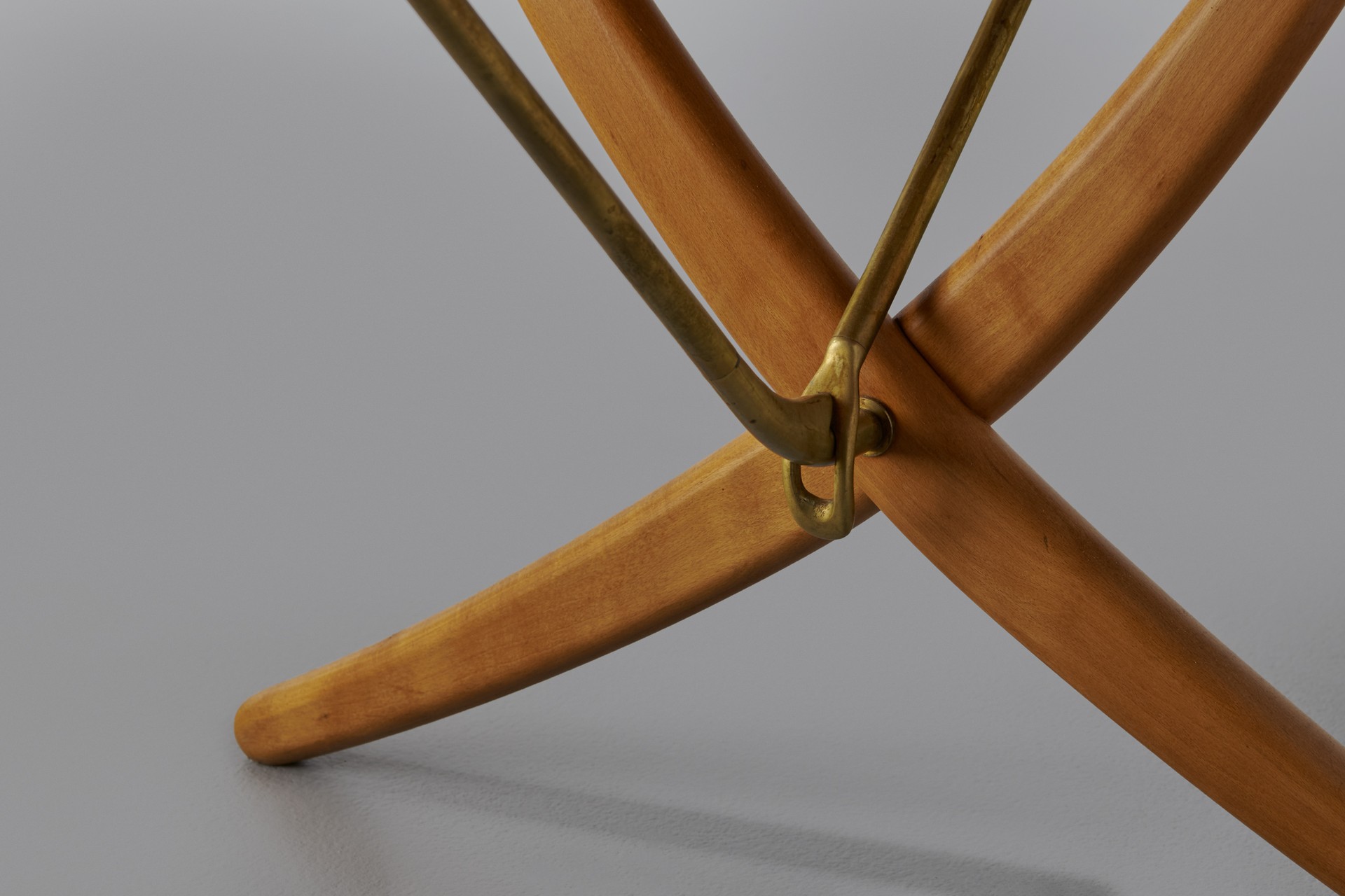 Dining Table, Model no. AT-314 image 4
