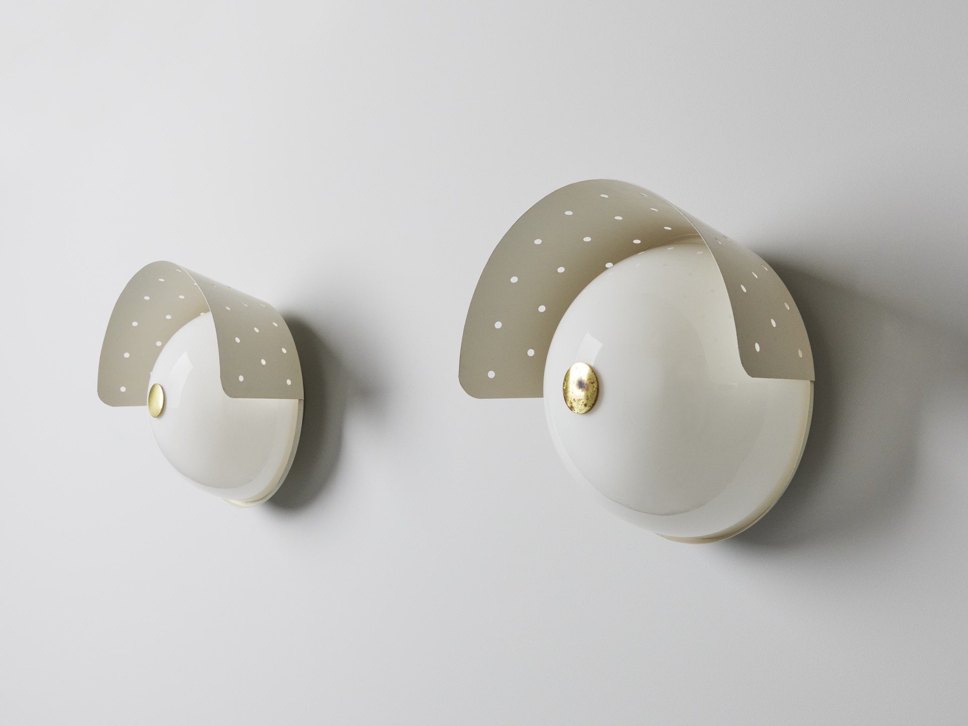 Pair of Wall Lamps image 2