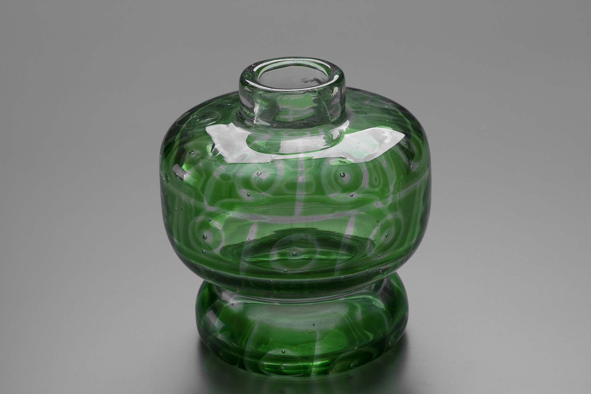 Vase image 2