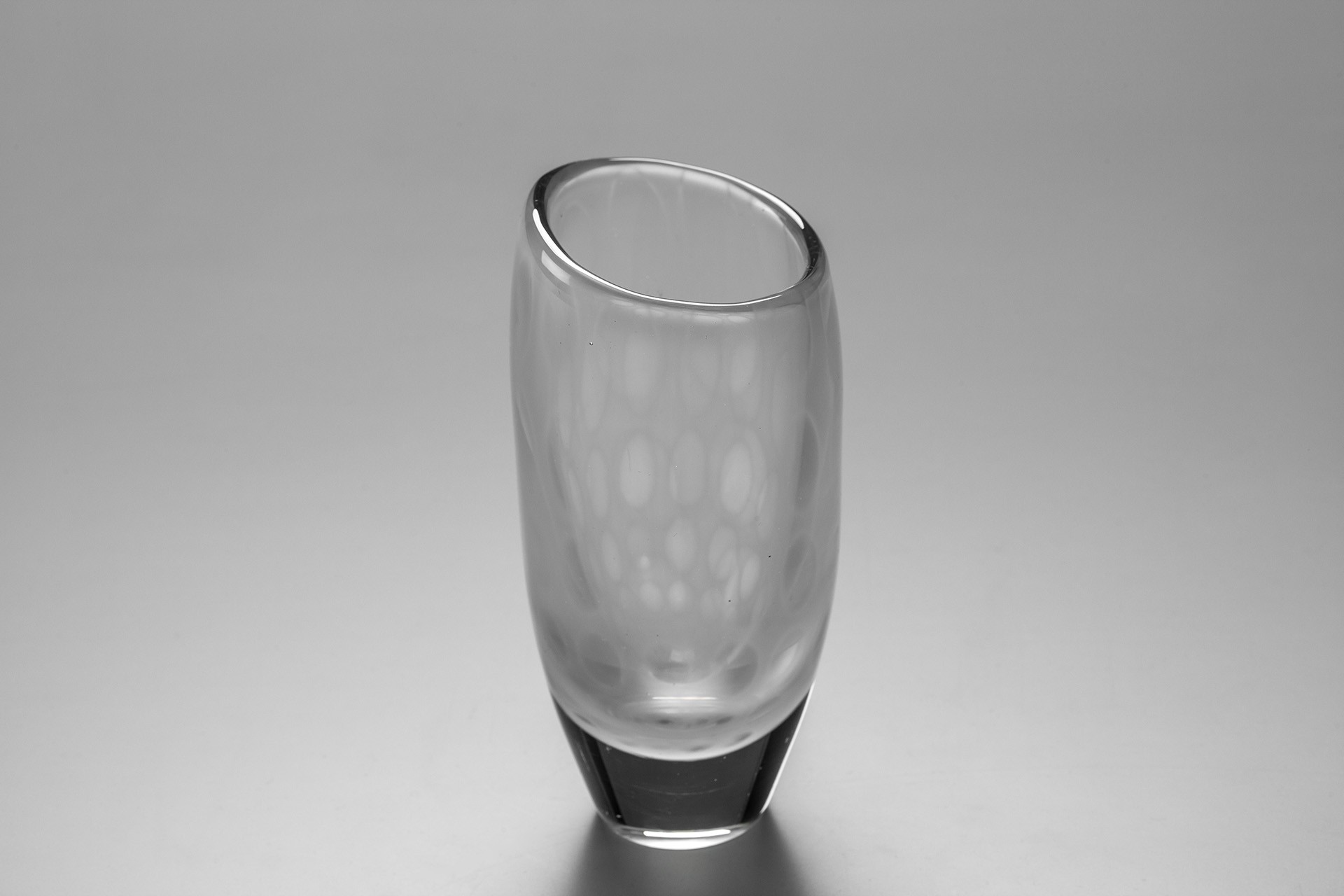 Vase image 3