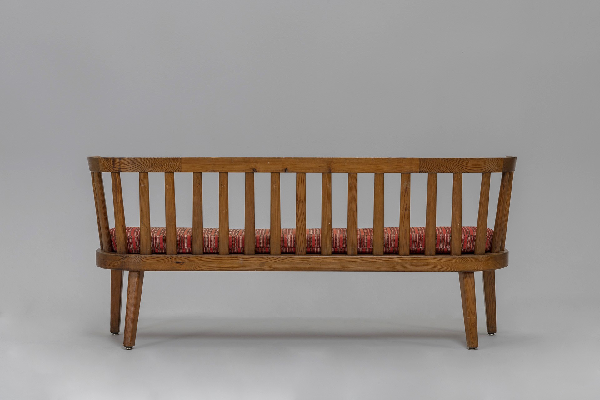 Extra Long 'Utö' Sofa image 5