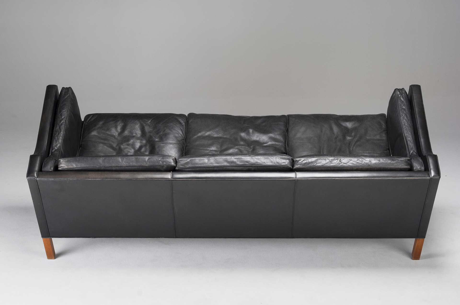 Sofa image 5
