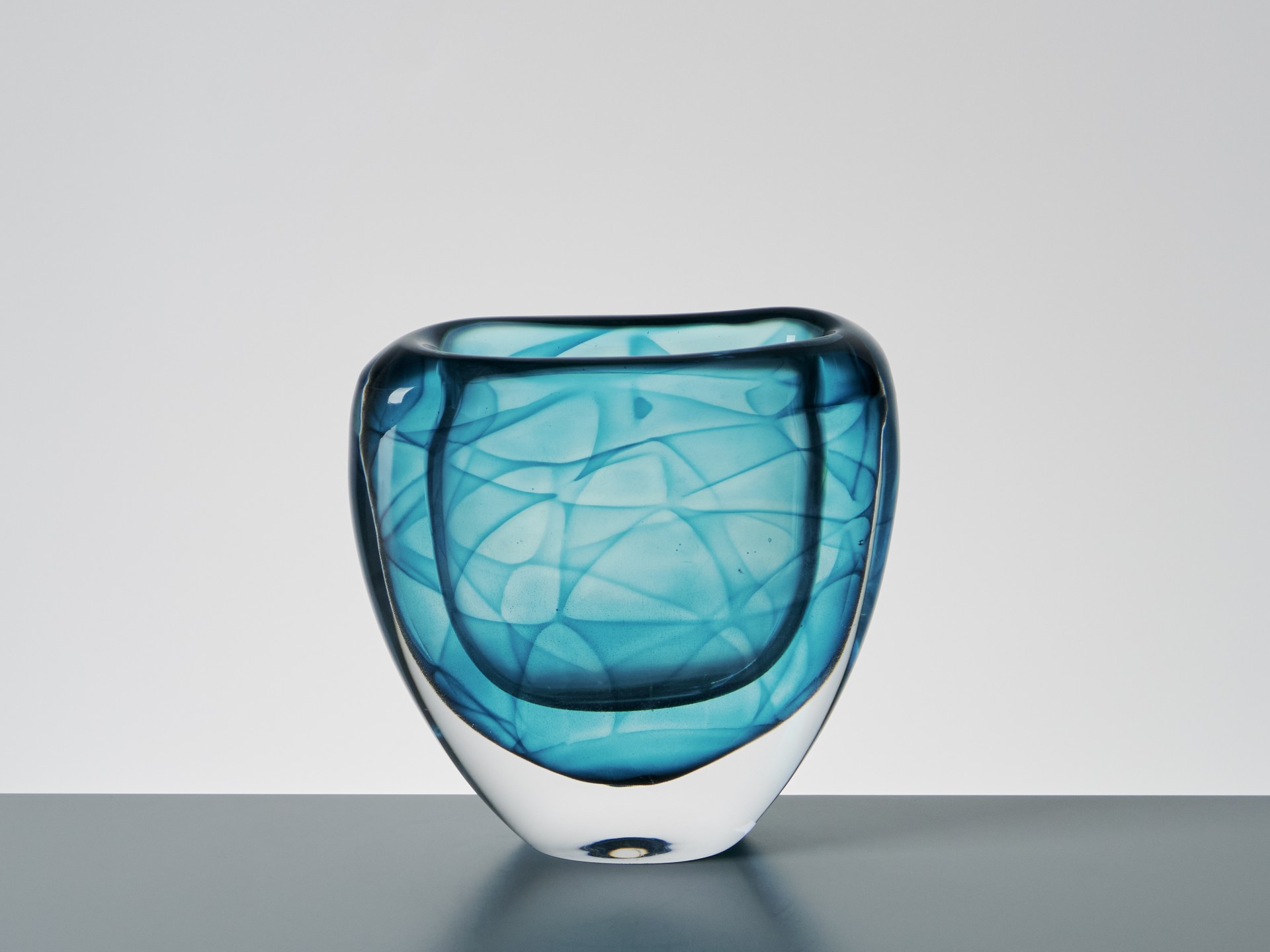 ¨Colora¨ Vase image 2
