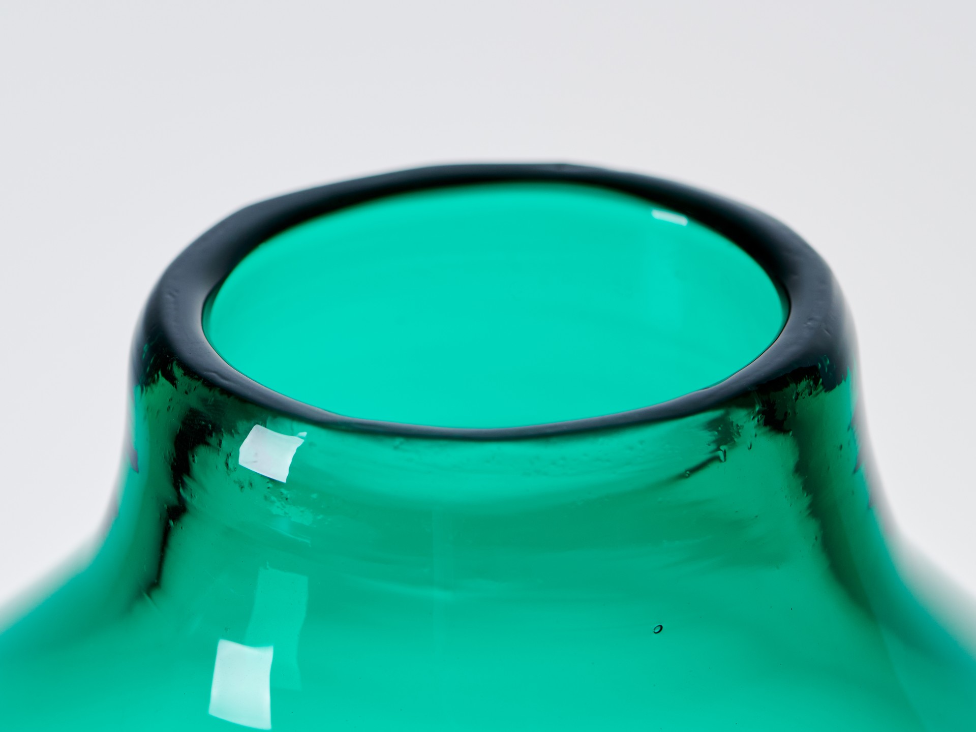 Vase image 6