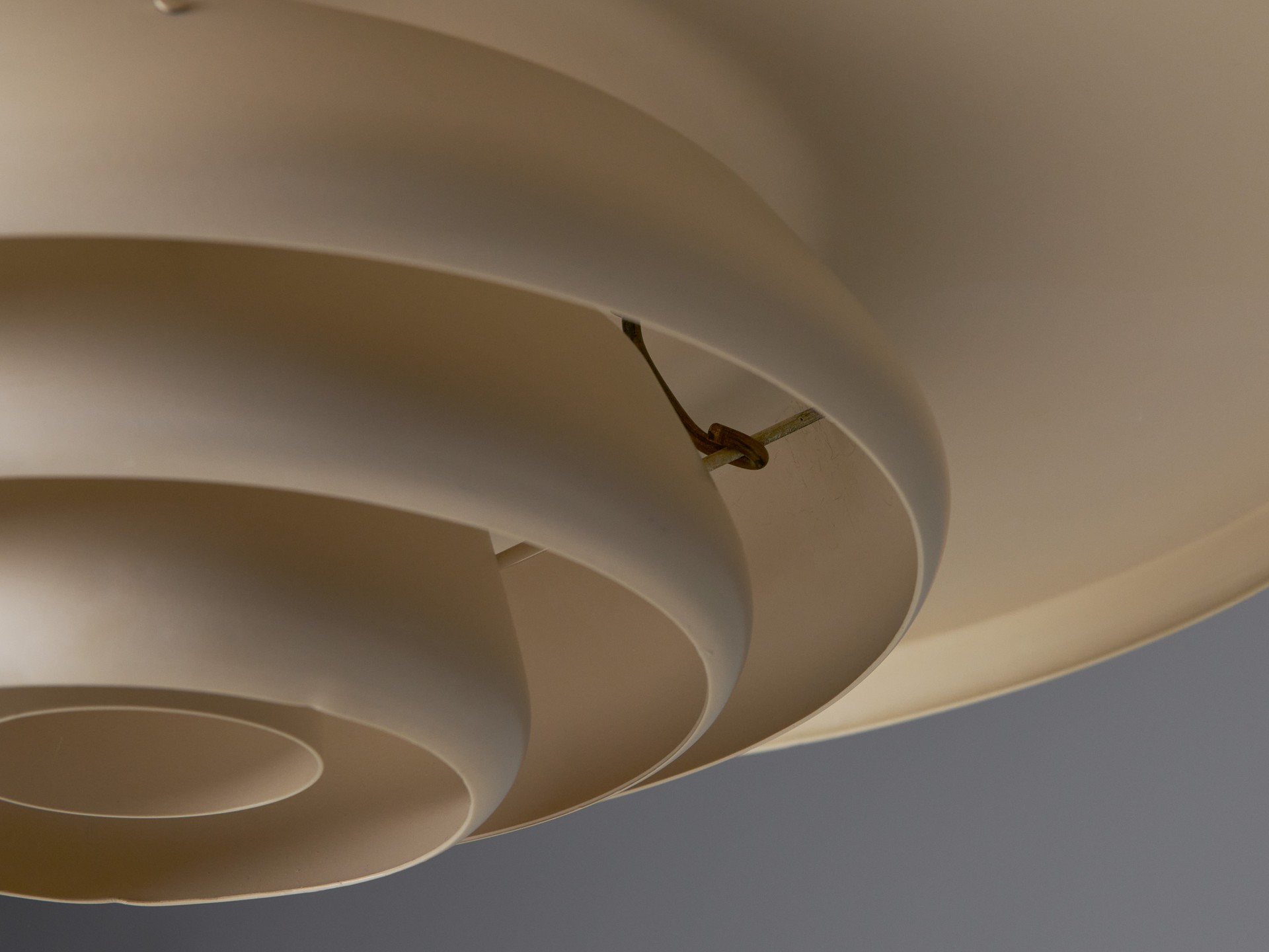 'Flying Saucer' Ceiling Lamp image 6
