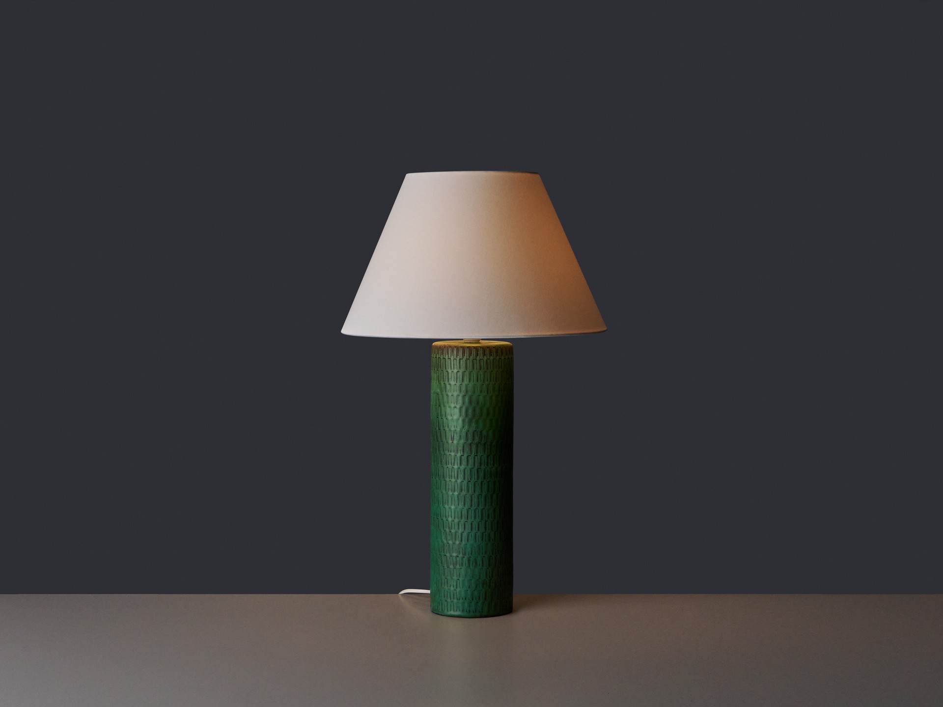 Table Lamp image 2