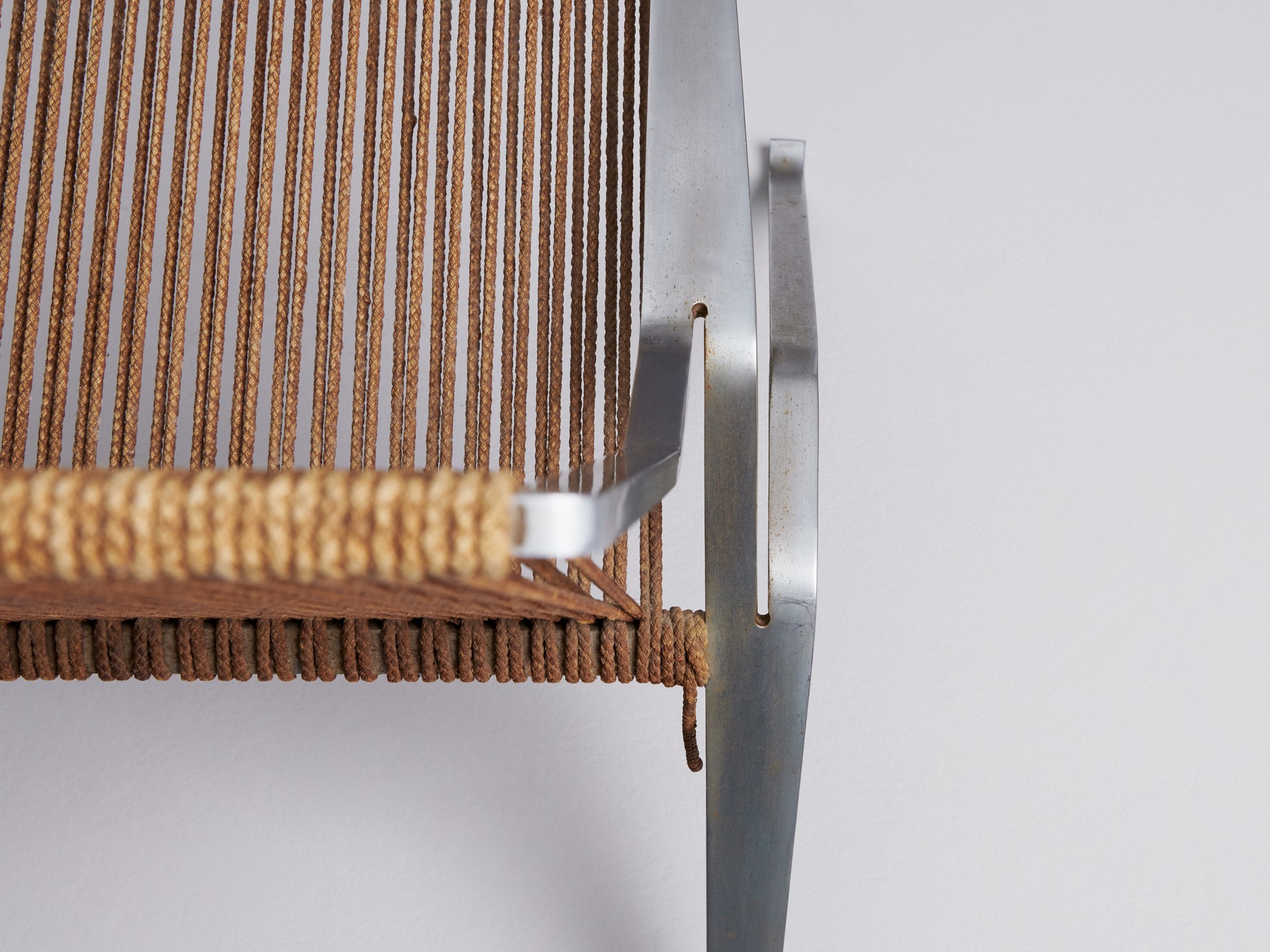 'PK-25' Lounge Chair image 7