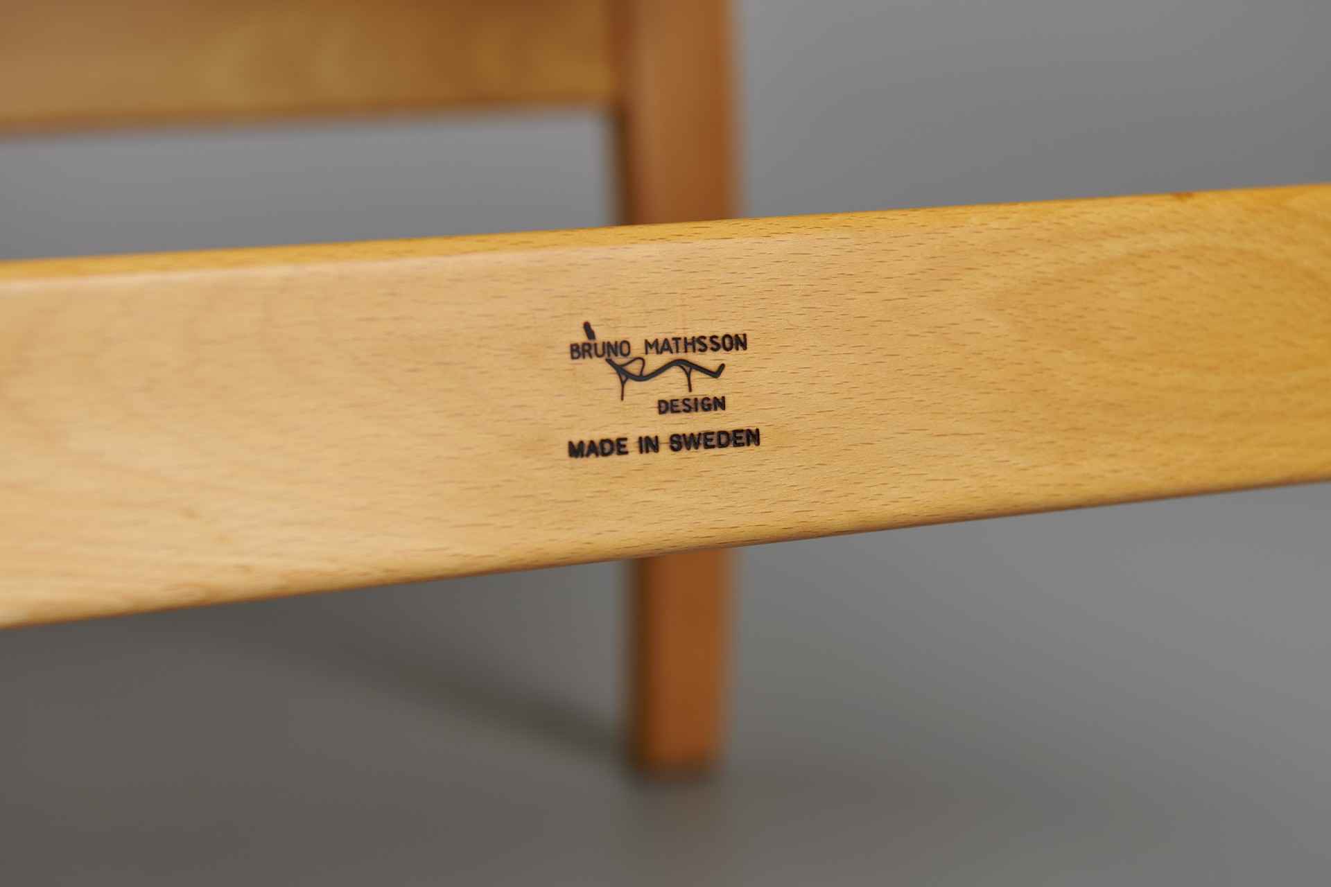 Eva Chair image 5