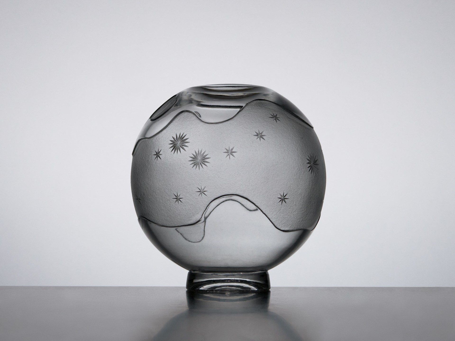 Vase image 2
