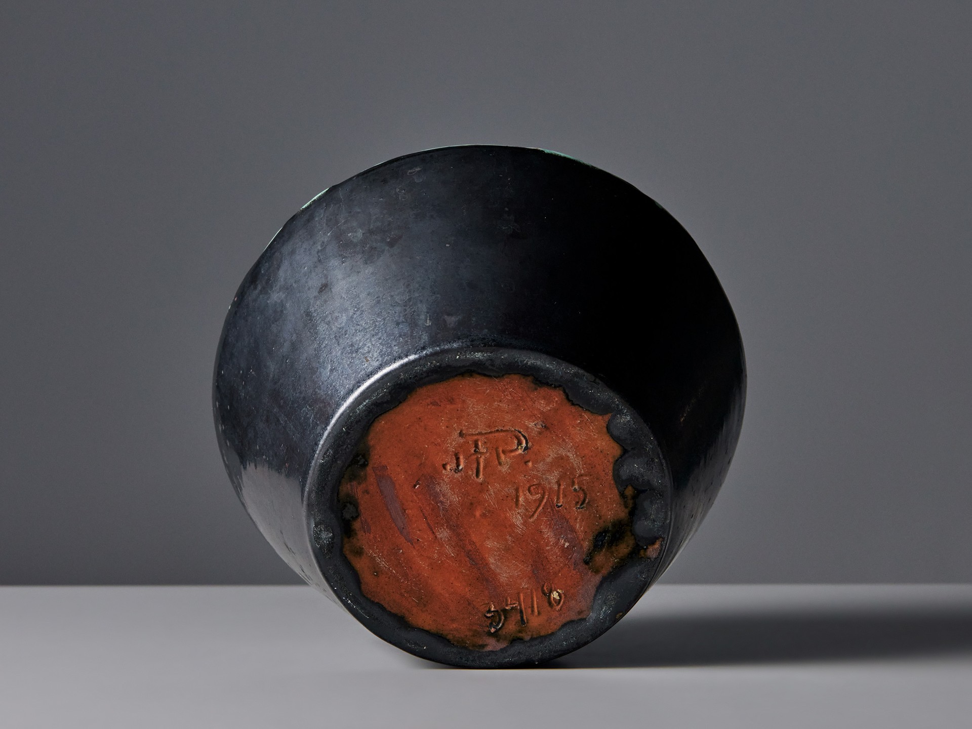 Vase image 4