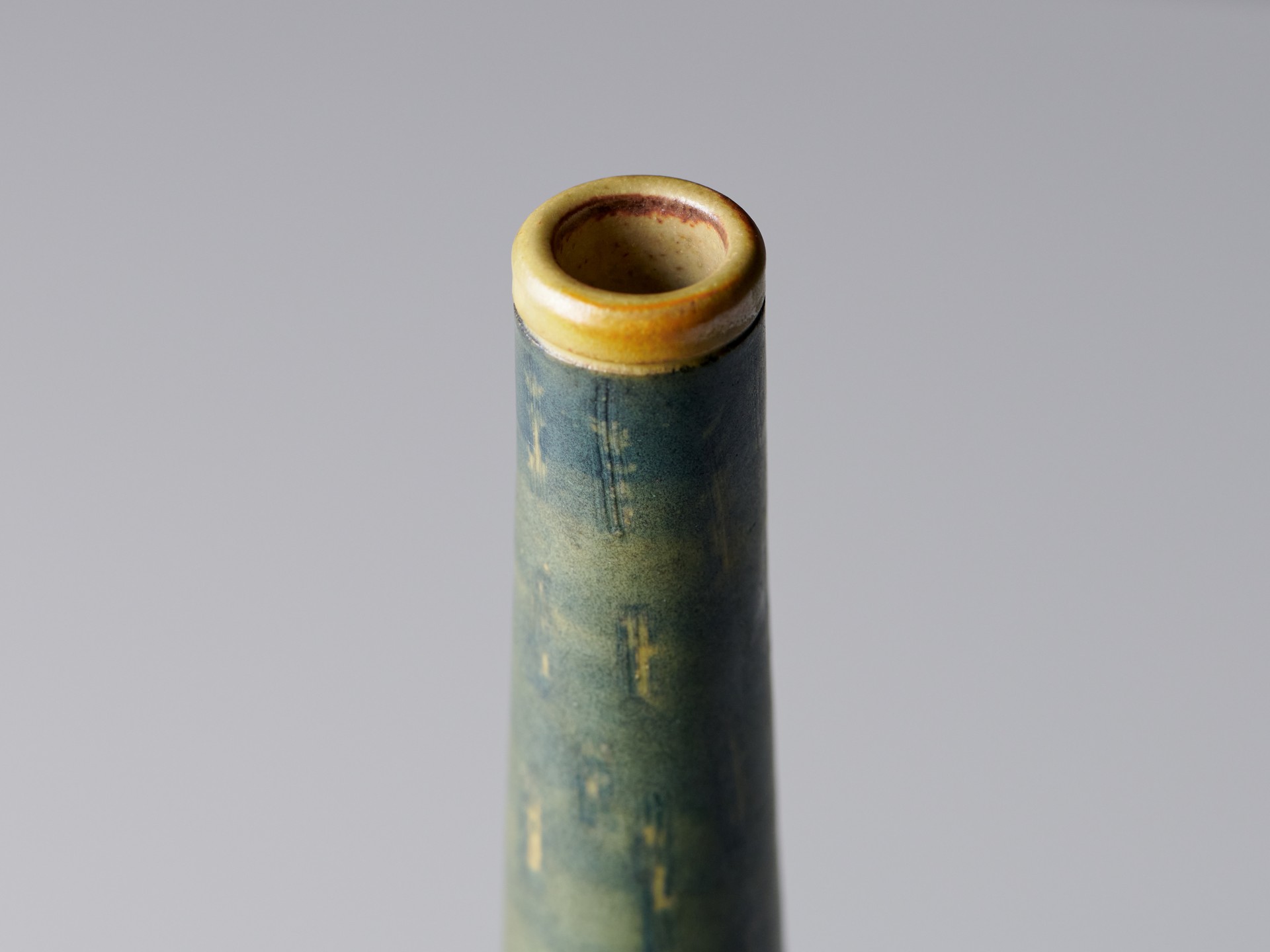 'Farsta Spirea' Vase image 6