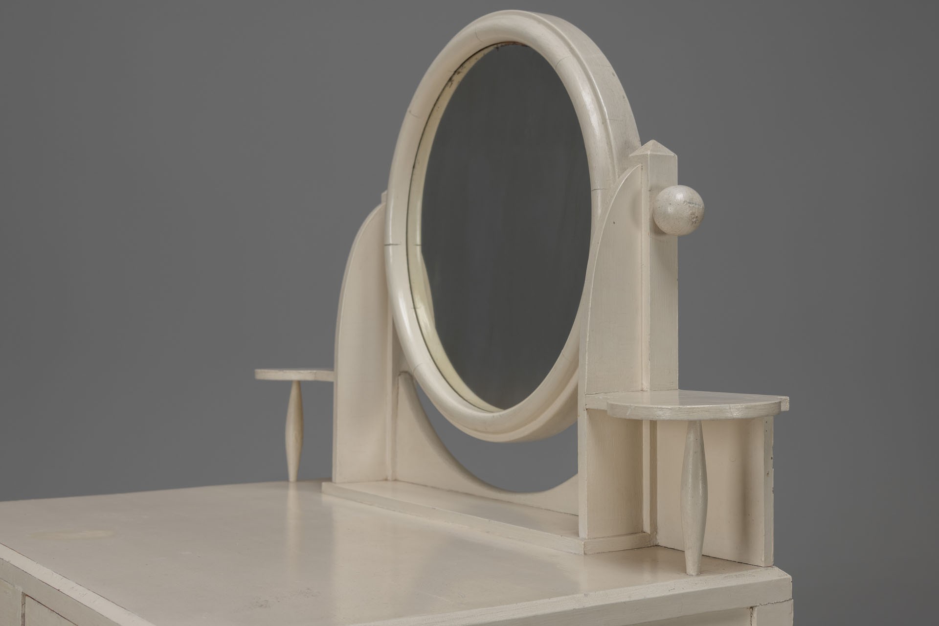 Dressing Table image 4