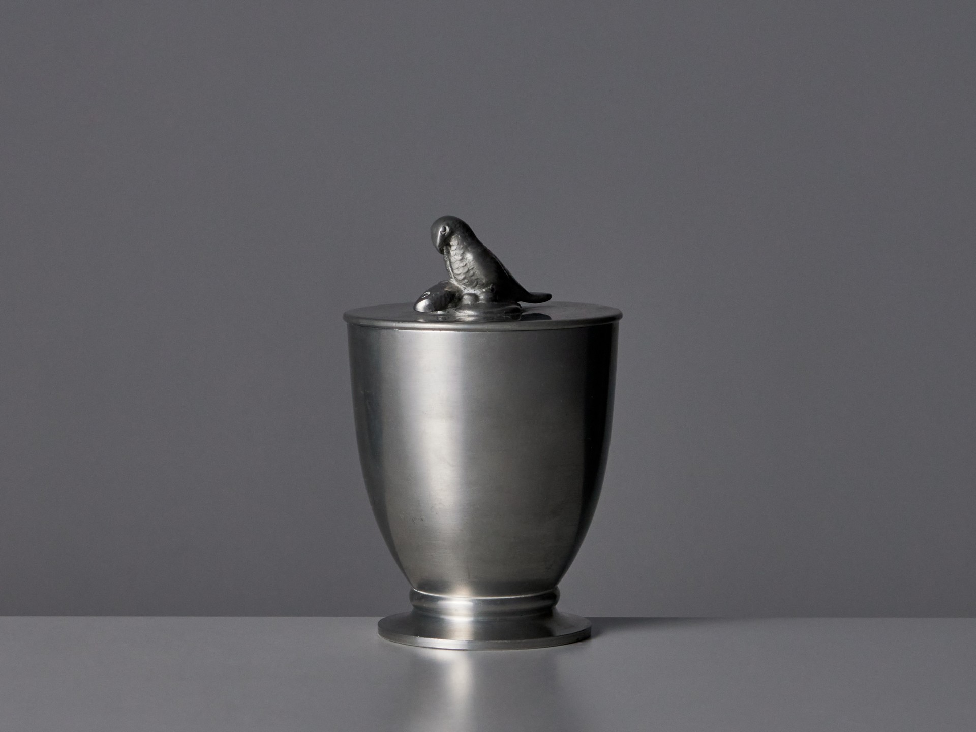 Jar with Lid image 2