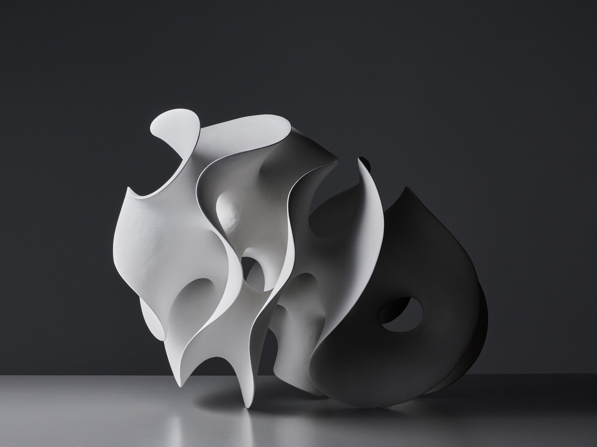 'Extension Loop 1079' Sculpture image 4