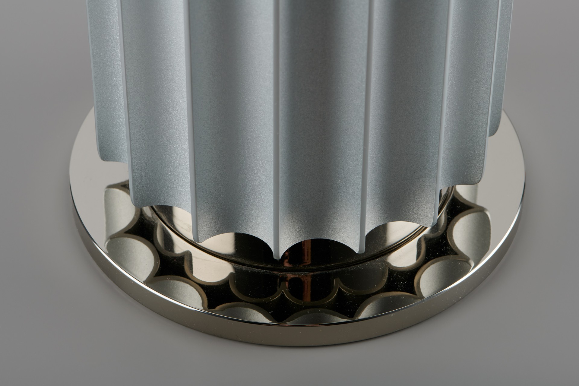 Pair of 'Taccia' Lamps image 6