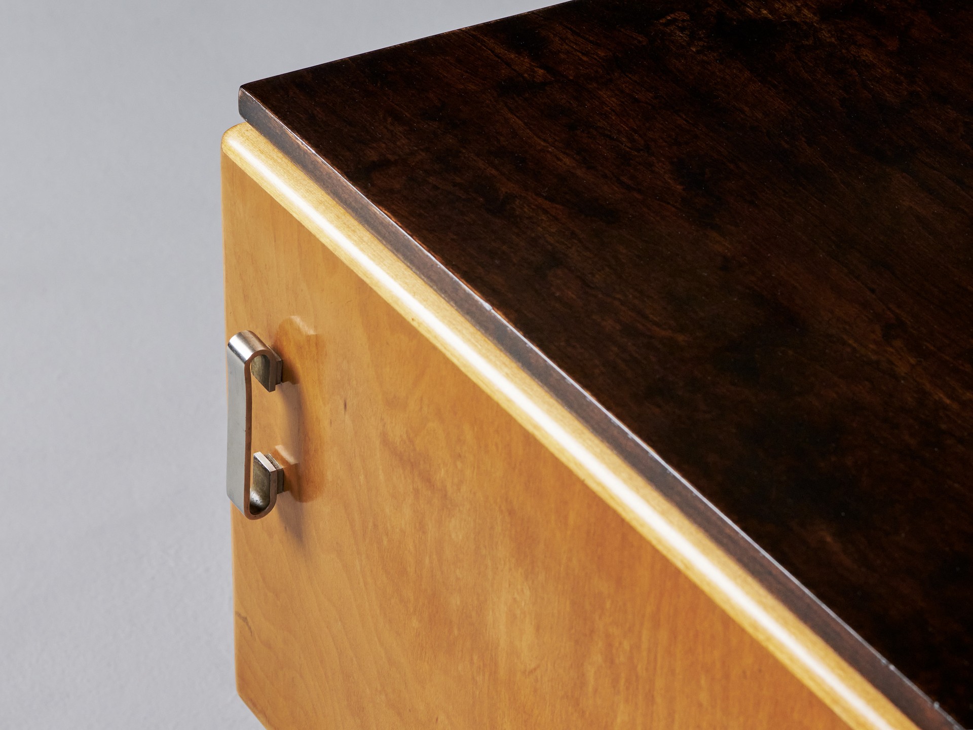 Pair of 'Svea' Bedside Tables image 7