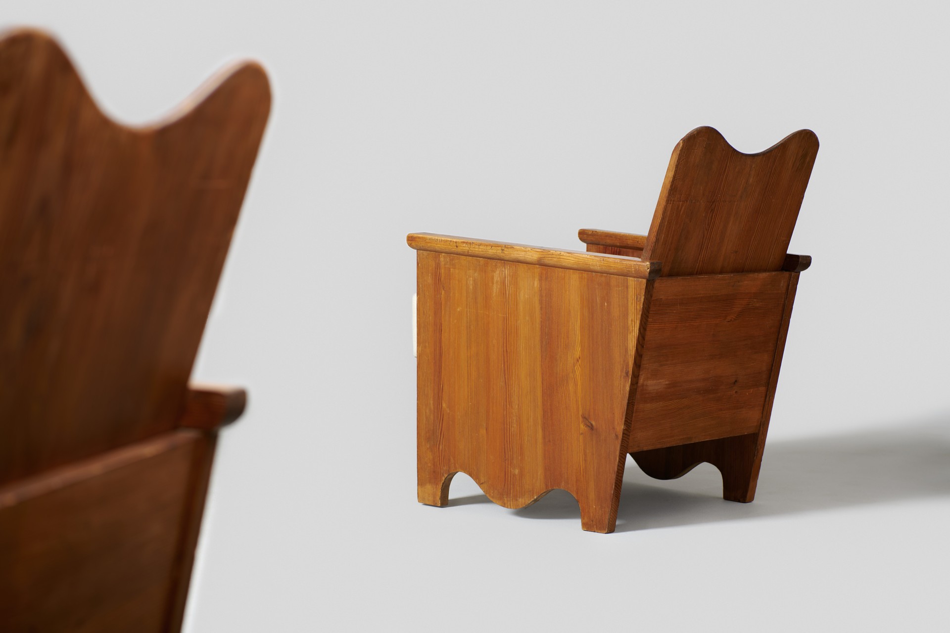 ”Utö” Armchairs image 3