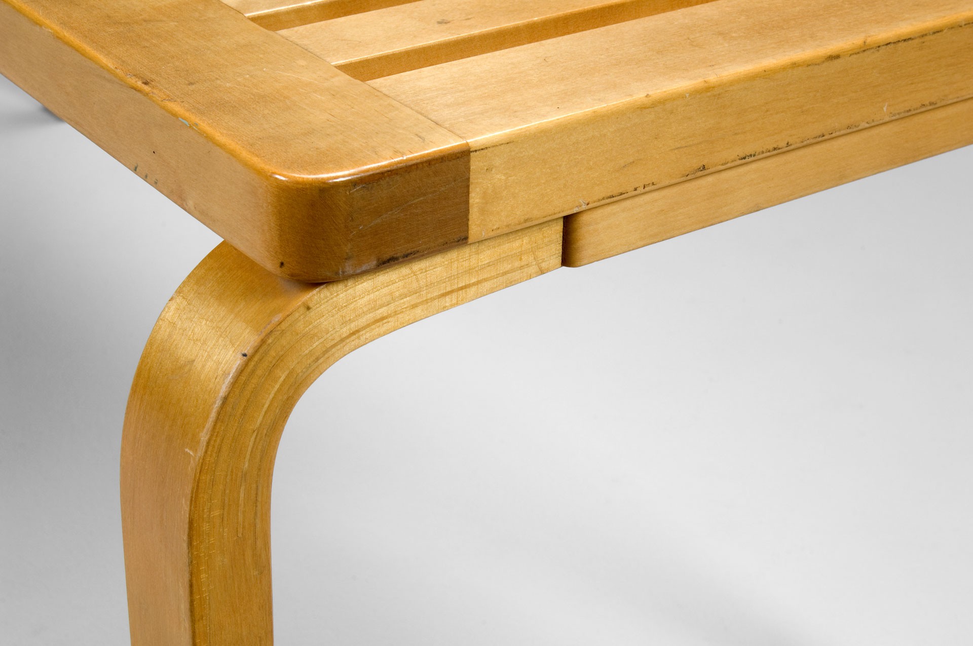 Bench 153A image 3