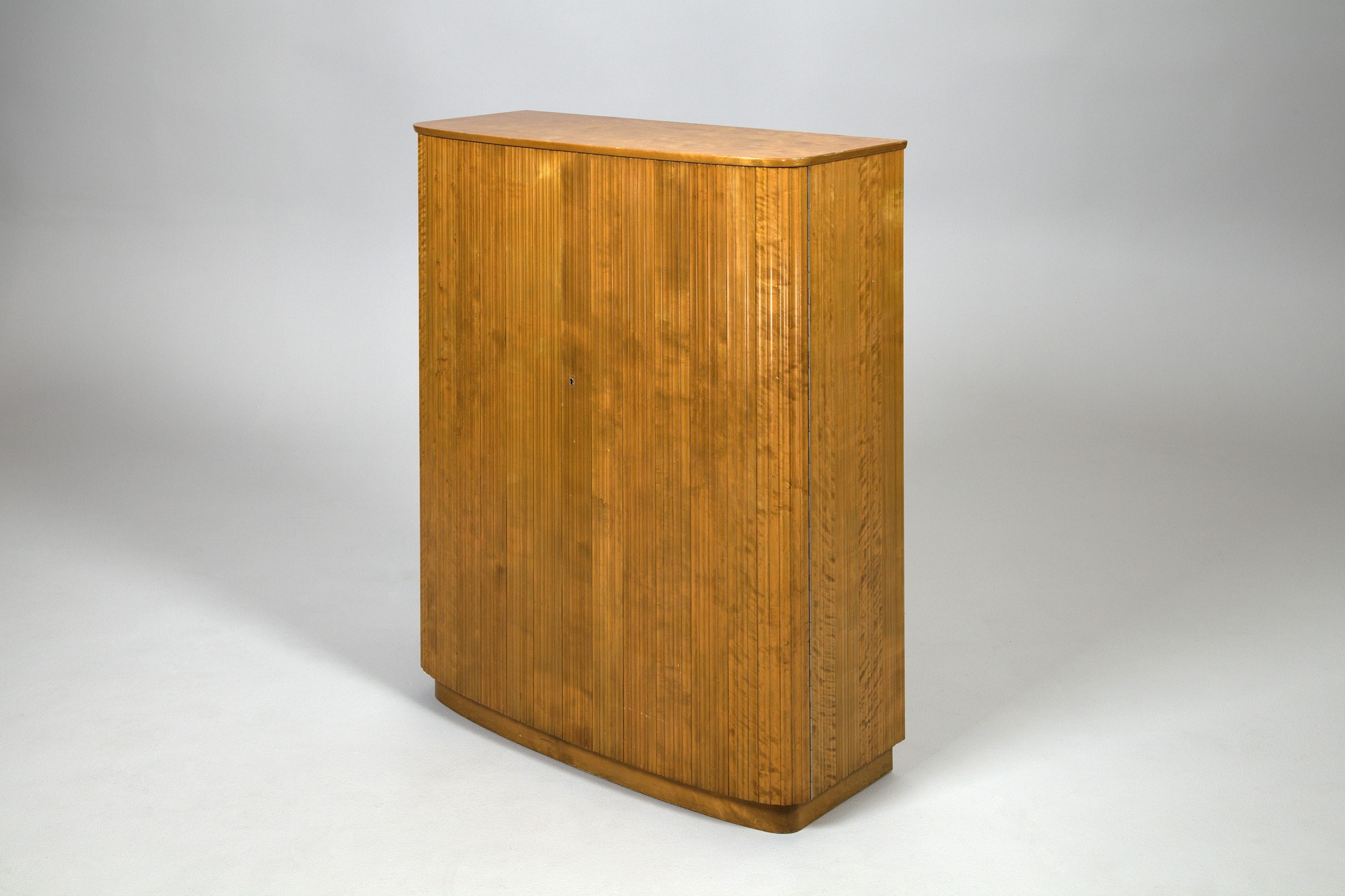 'Suzanne' Cabinet