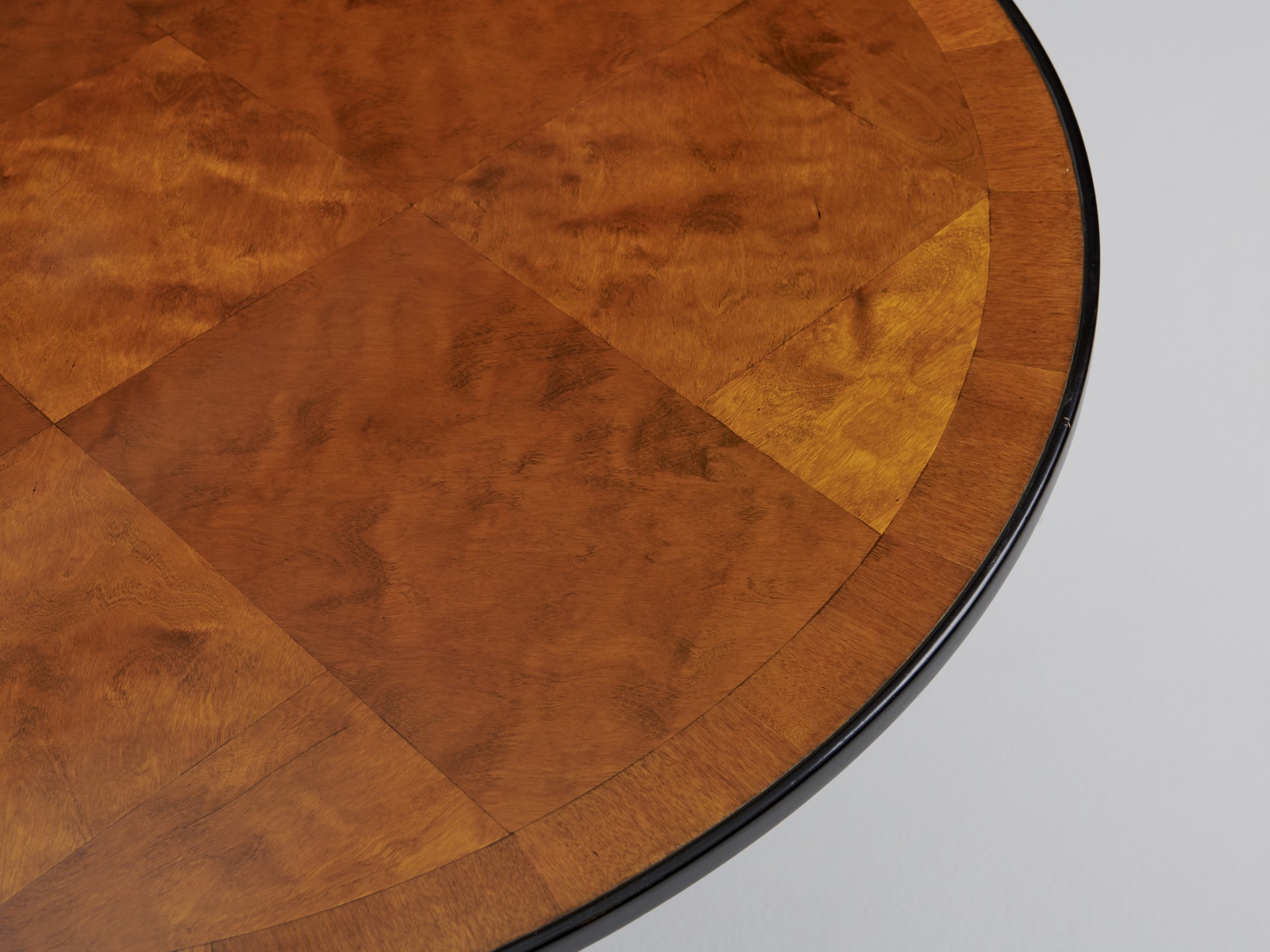'Haga'  Table image 4