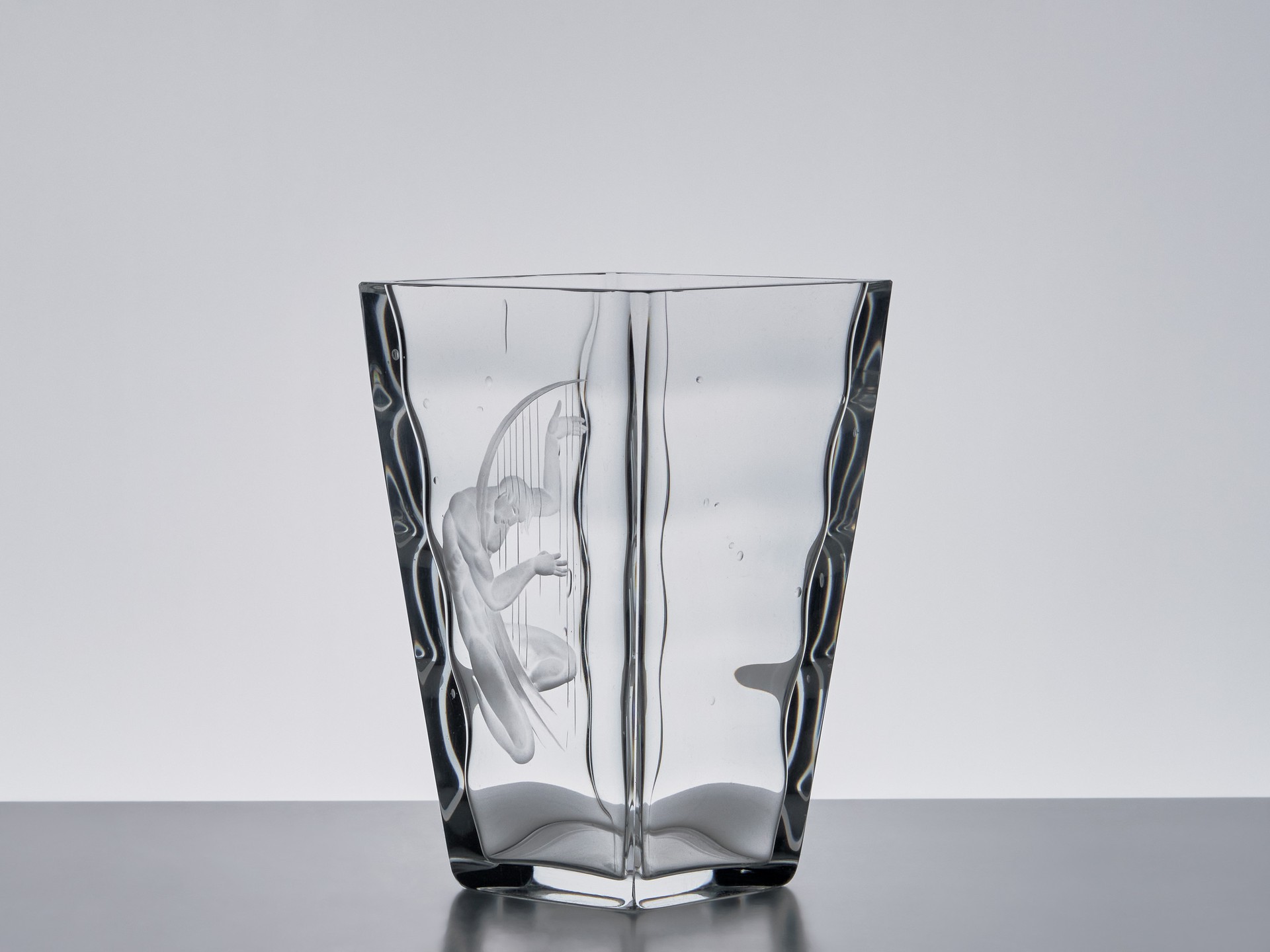 Vase image 2