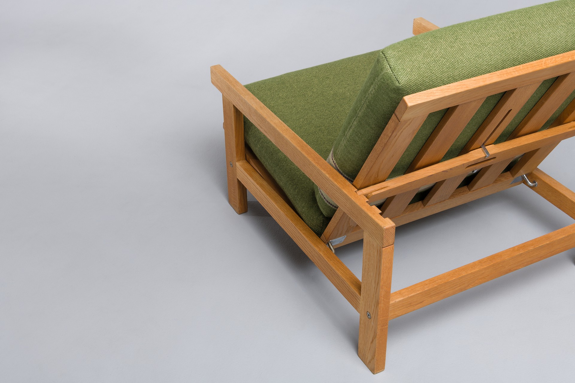 Easy Chair and Ottoman, Model nos 'GE 421' and 'GE424' image 6
