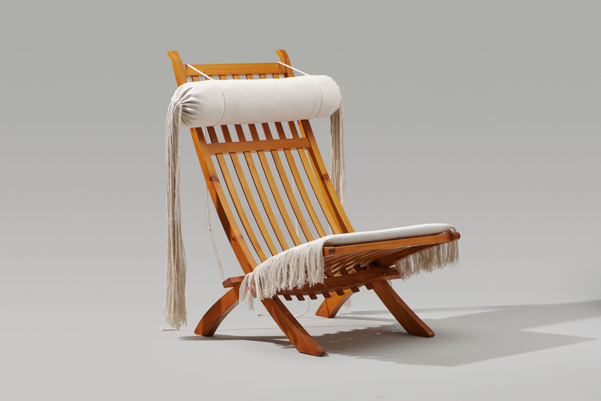 Folding 'Asian Lawn' Chair