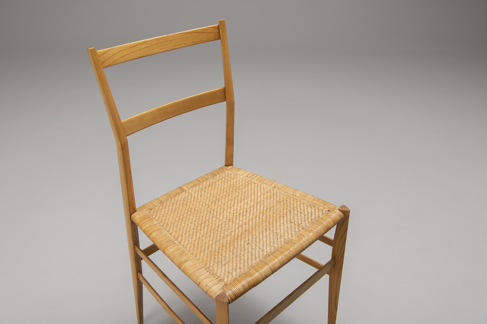 Set of Six "Superleggera" Chairs image 5
