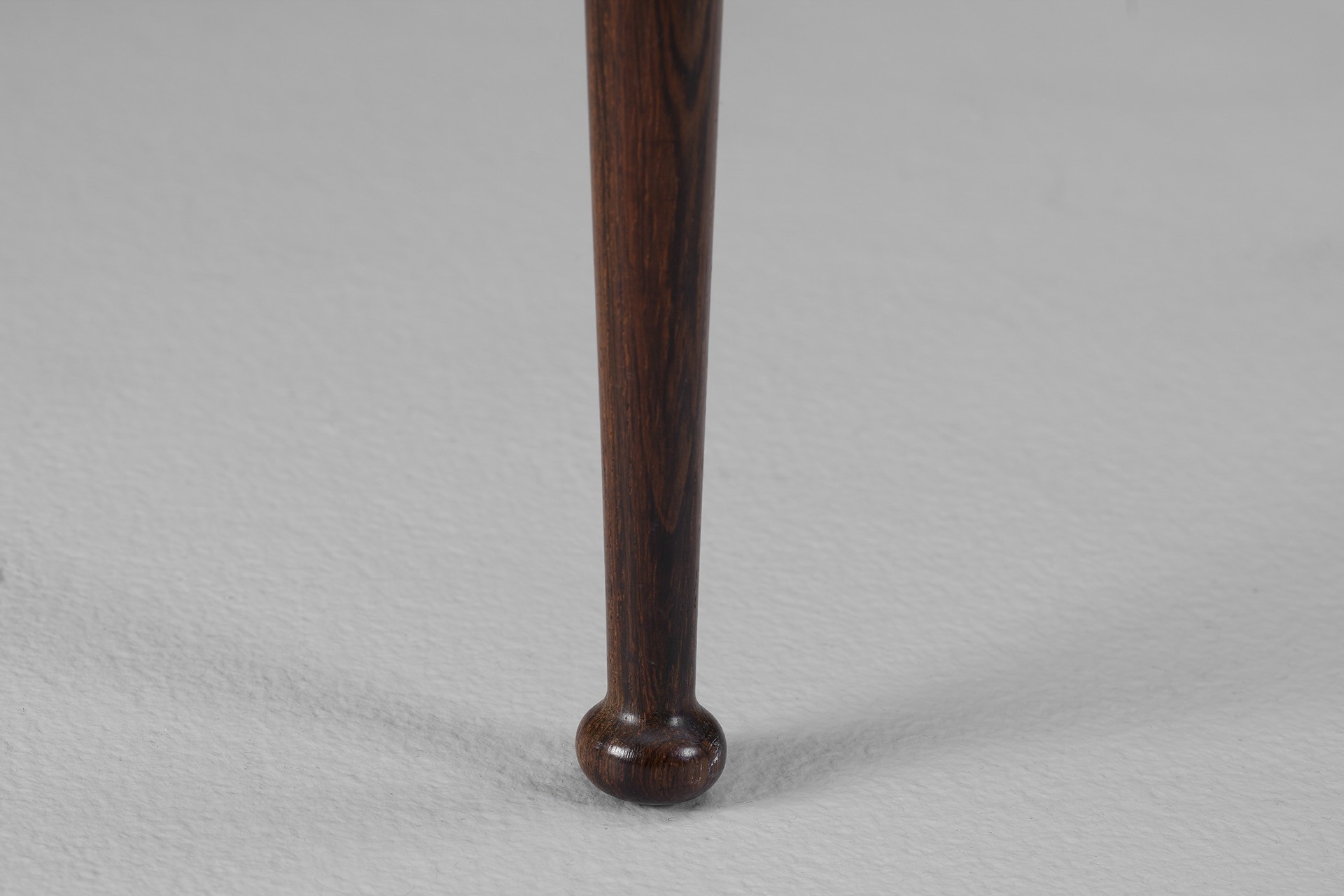 “Museum table” image 10