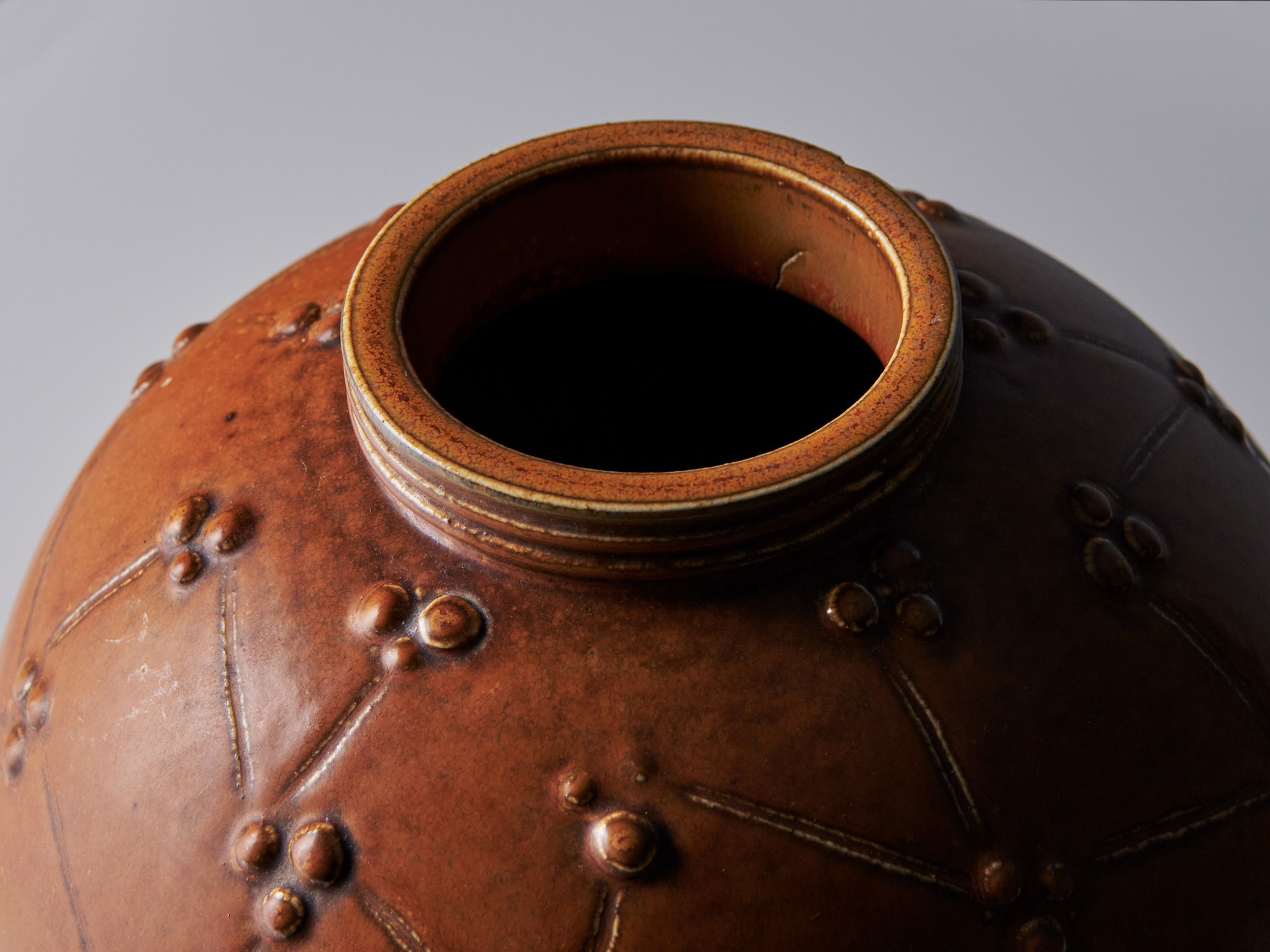 Vase image 3
