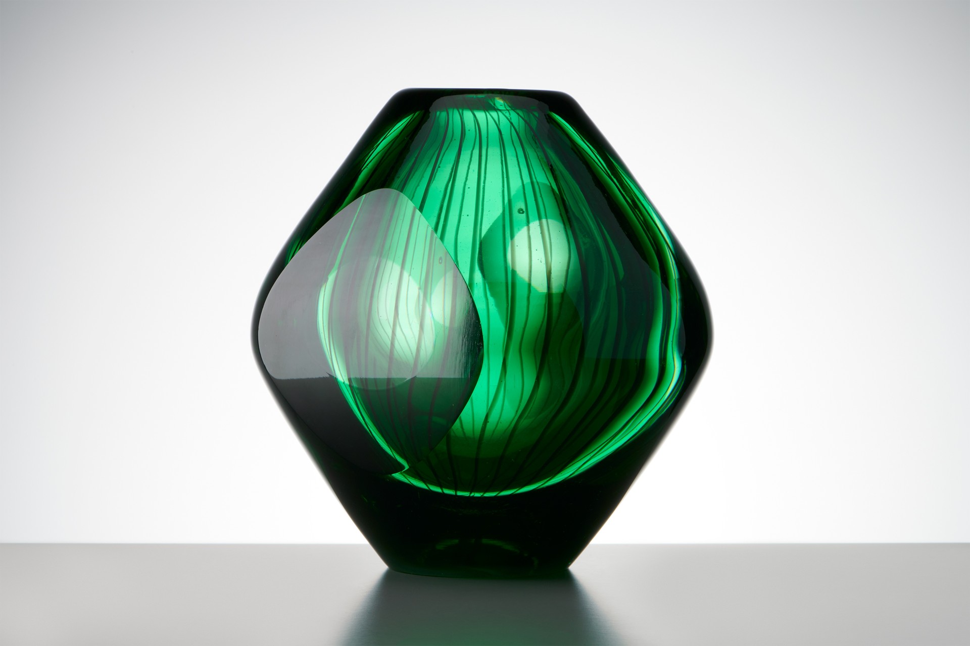 Unique "Ventana" Vase image 2