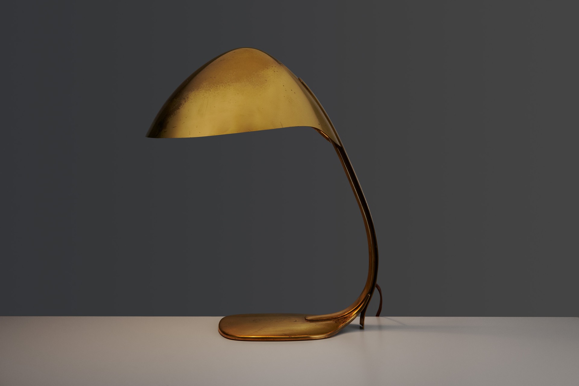 Table Lamp image 3