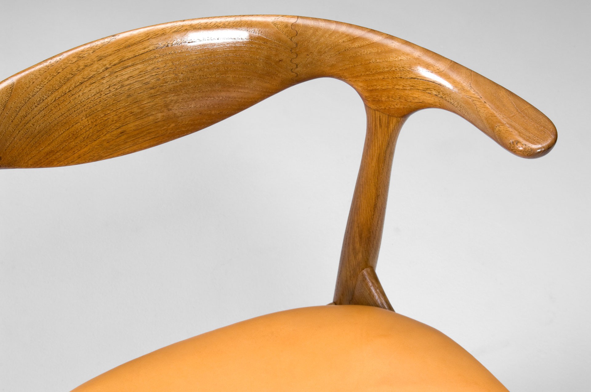 'Cowhorn' Chair image 2
