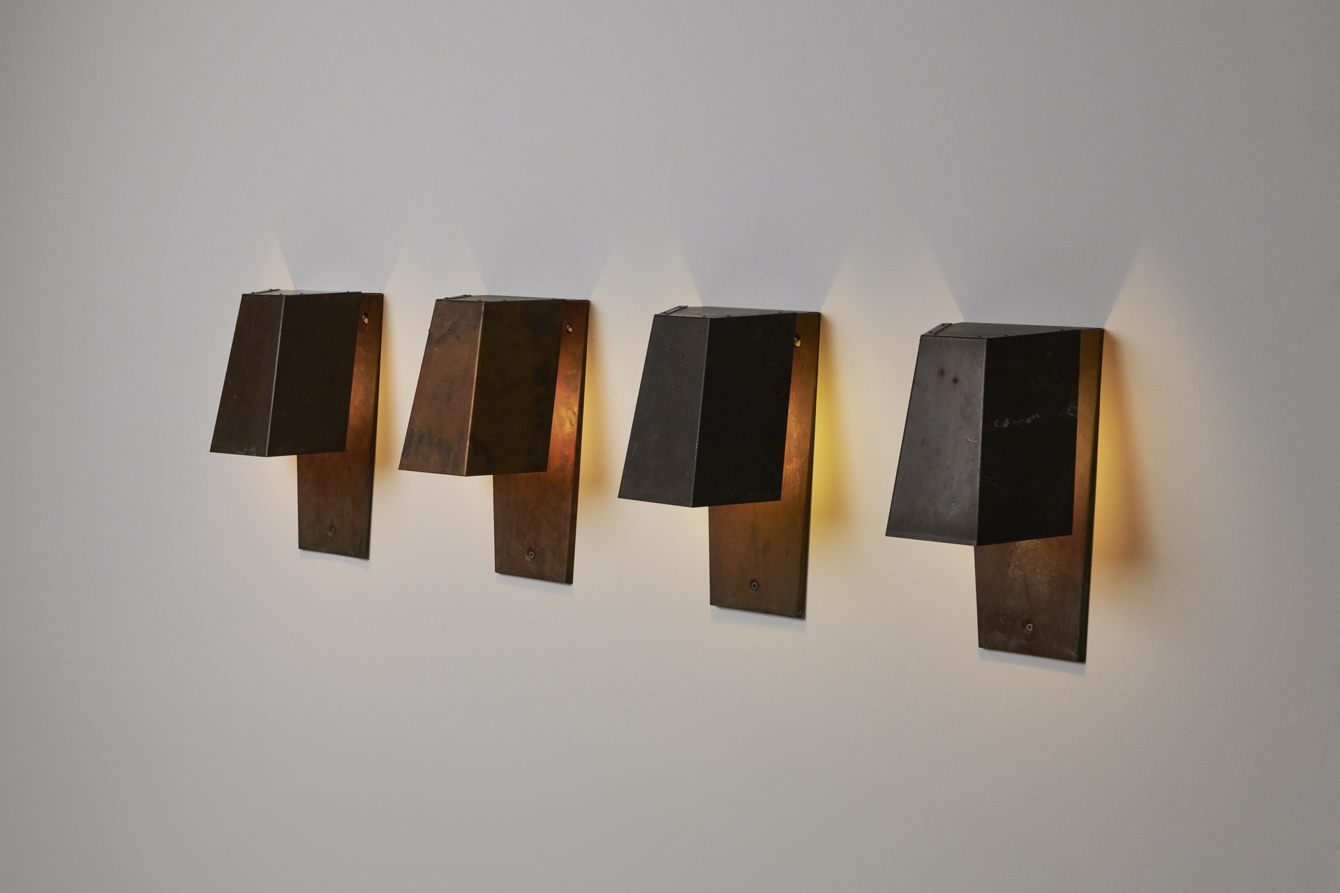Set of Four Wall Lamps image 4