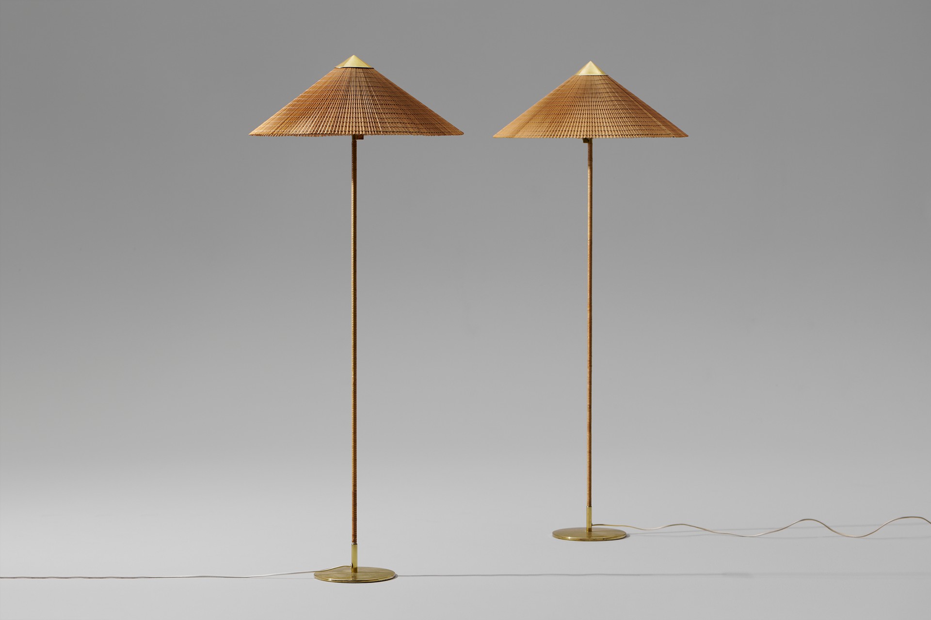 Pair of 'Chinese Hat' Floor Lamps, Model no. 9602