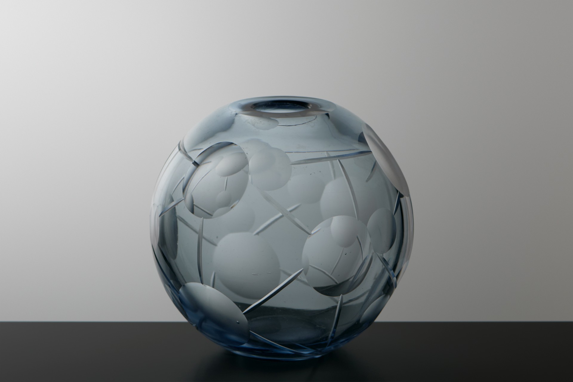 Vase image 2