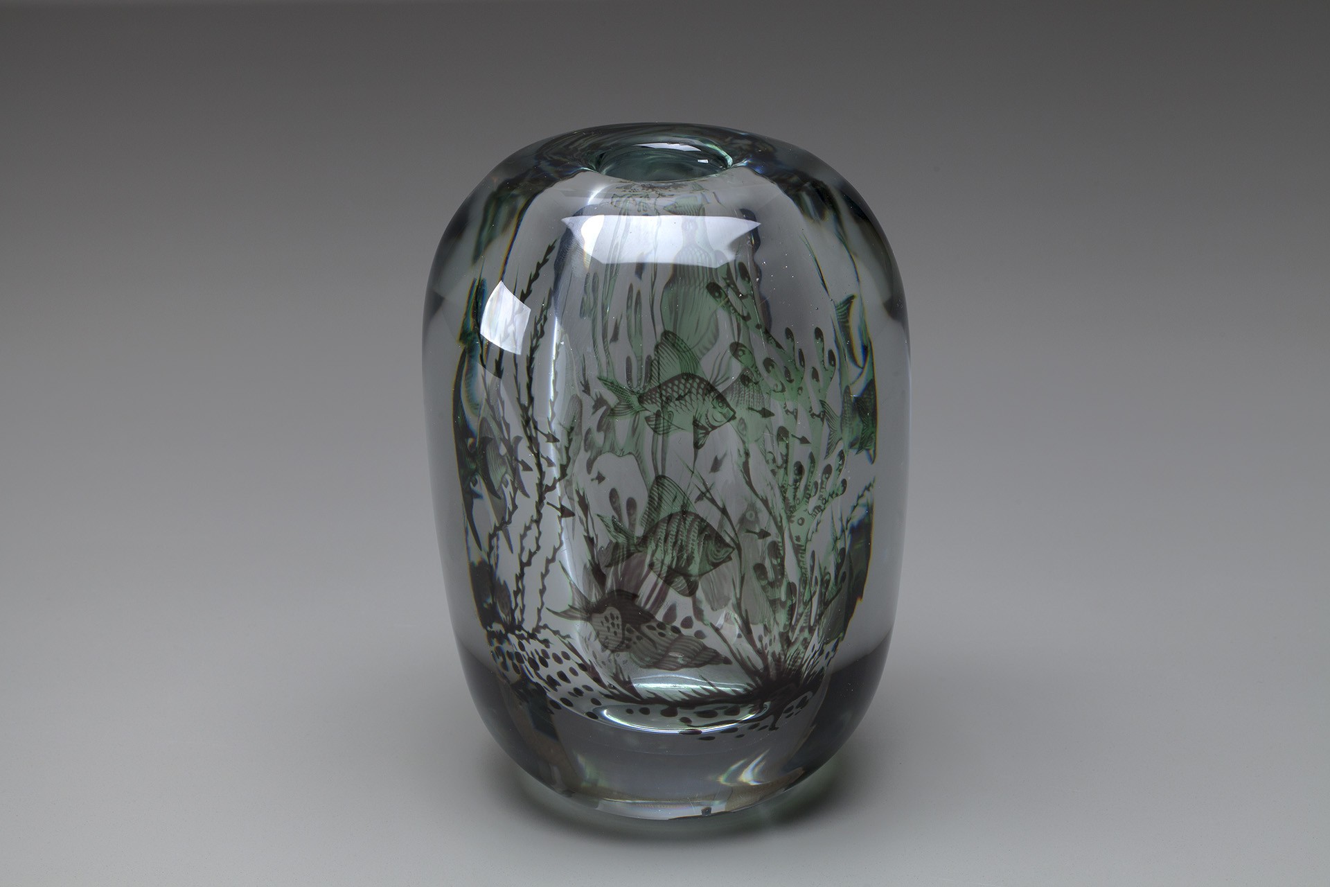 Large 'Fishgraal' Vase image 2