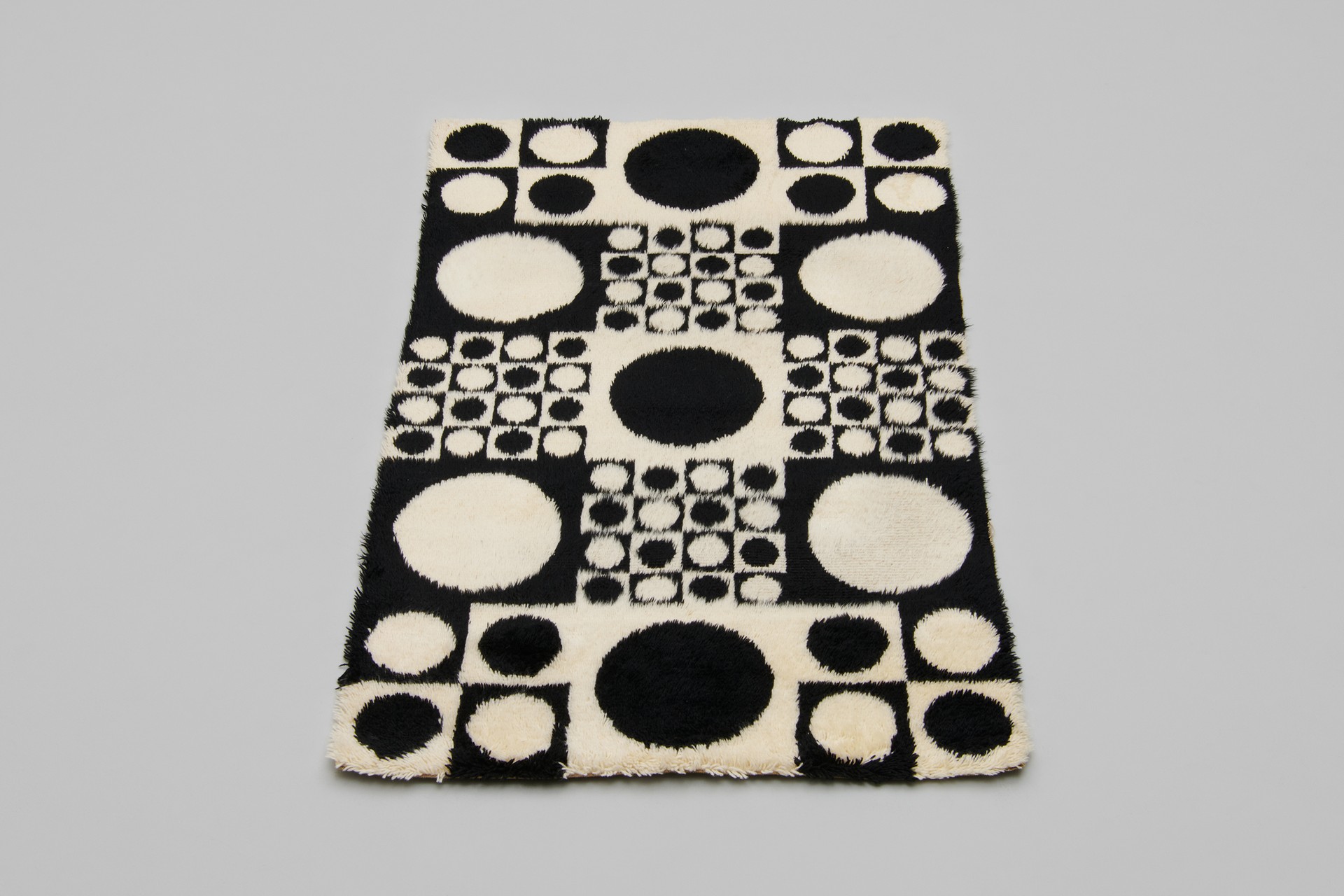 Carpet image 3